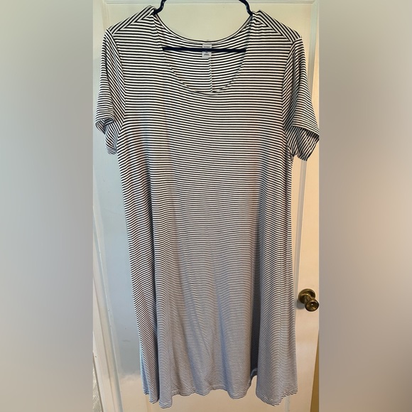 Old navy midi dress - Picture 7 of 7